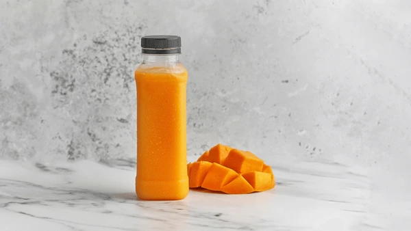 Lượng calo trong nước xoài đóng chai phụ thuộc vào thành phần cụ thể bên trong