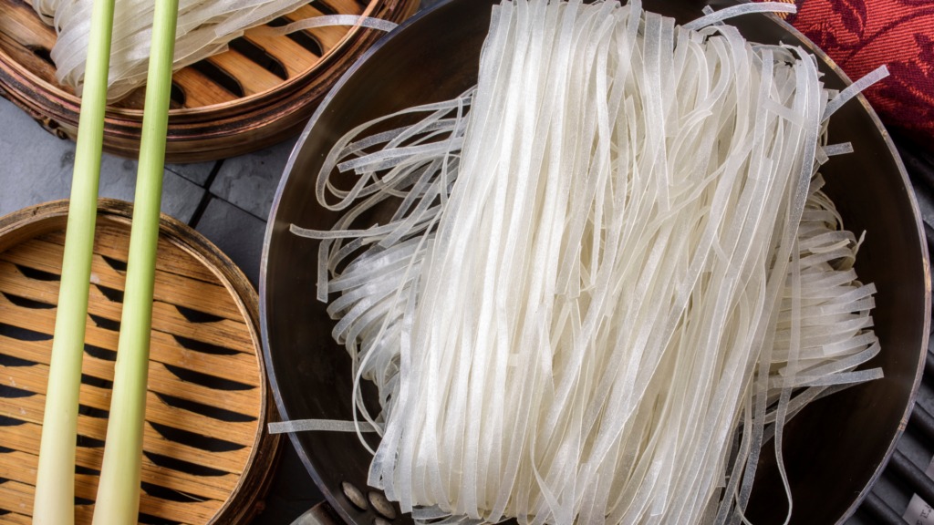 Ăn mì gạo không gây tăng cân nếu kiểm soát khẩu phần hợp lý