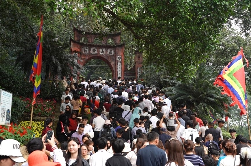Khu di tích Đền Hùng tại tỉnh Phú Thọ là trung tâm của các hoạt động giỗ tổ Hùng Vương