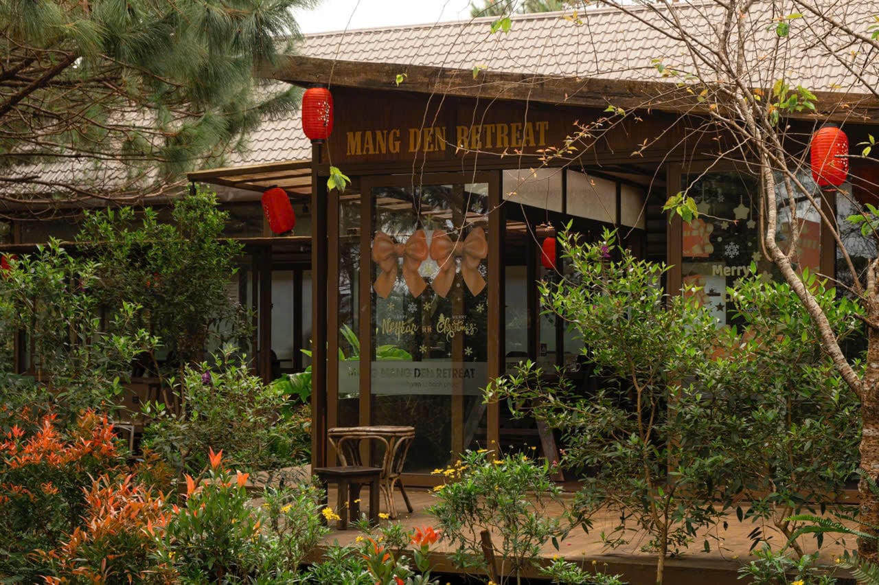 Măng Đen Retreat Kon Tum nằm giữa rừng thông yên tĩnh