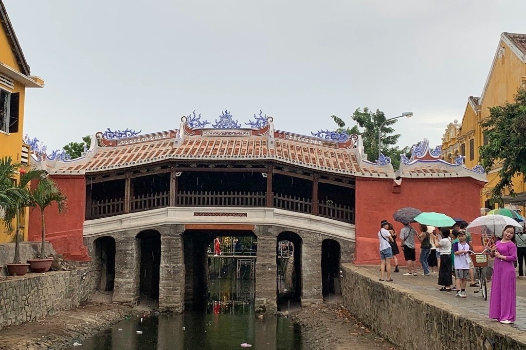 Chùa Cầu là công trình có tuổi đời hơn 400 năm