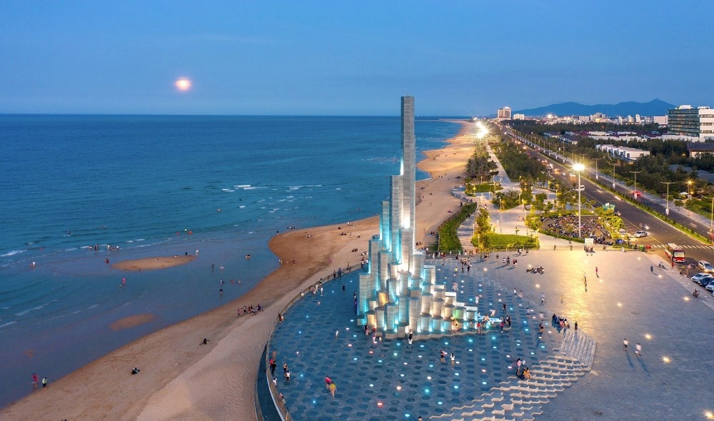 Tháp Nghinh Phong - Biểu tượng mới của Tuy Hòa