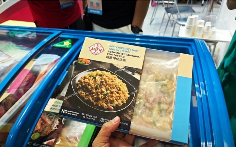 Cơm hộp tiện lợi với các đồ kèm thường chứa nhiều calo hơn cơm trắng đơn thuần