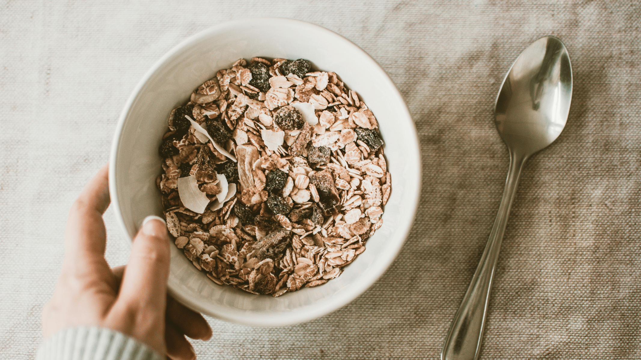 Ngâm sẽ giúp hạt yến mạch mềm và tiêu hoá tốt hơn