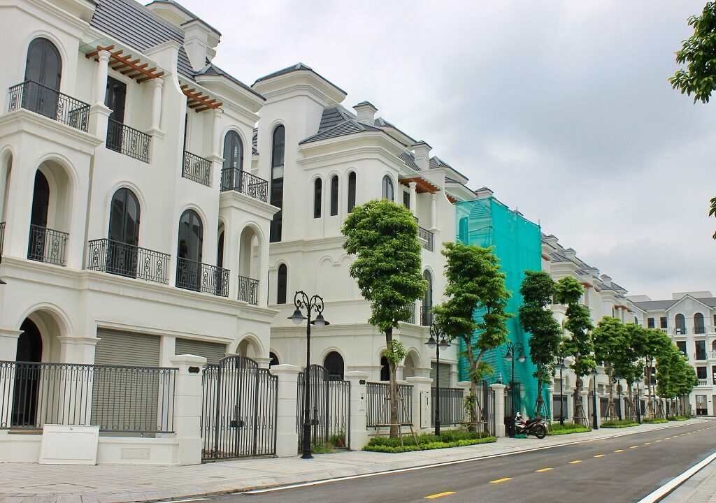 cap-nhat-moi-nhat-ve-gia-mua-ban-shophouse-huyen-gia-lam-onehousing-3