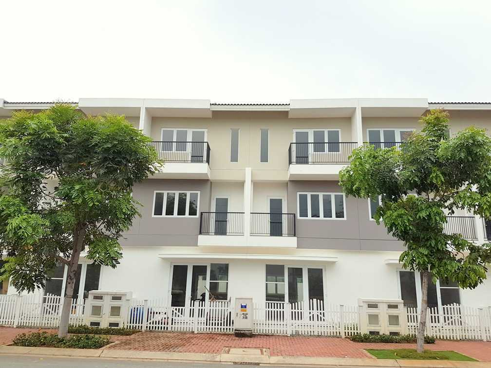 cap-nhat-moi-nhat-ve-gia-mua-ban-shophouse-quan-9-onehousing-5