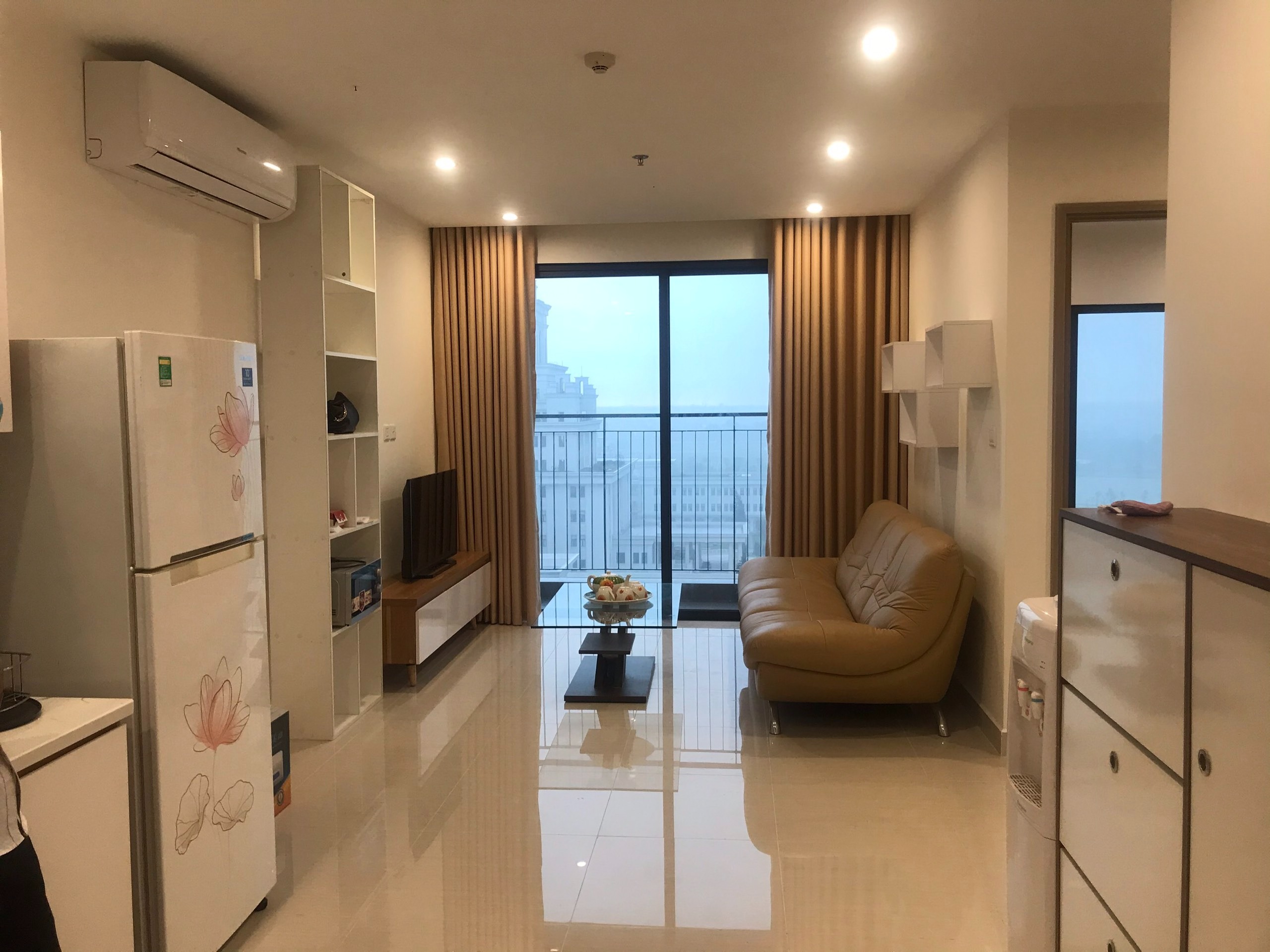 can-2pn-toa-s106-the-sapphire-vinhomes-ocean-park-gia-lam-huong-tay-bac-gia-bao-nhieu-1m2-onehousing-2