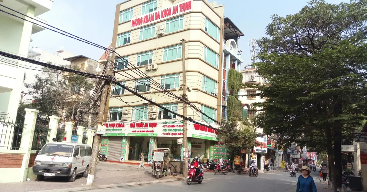 gan-chung-cu-ha-noi-paragon-quan-cau-giay-co-cac-phong-kham-benh-nao-onehousing-4